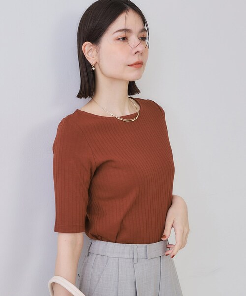 OPAQUE.CLIP（オペークドットクリップ）の「汗染み防止 ボートネックリブカットソー【洗濯機洗い可/抗ピル】（Tシャツ/カットソー・レディース・グレー/ブラック/ホワイト/ダークブラウン・38/40）」の17枚目の写真