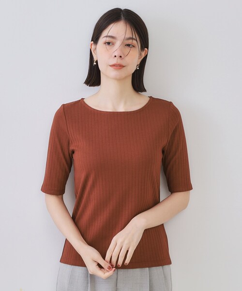 OPAQUE.CLIP（オペークドットクリップ）の「汗染み防止 ボートネックリブカットソー【洗濯機洗い可/抗ピル】（Tシャツ/カットソー・レディース・グレー/ブラック/ホワイト/ダークブラウン・38/40）」の21枚目の写真