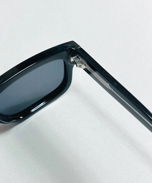 BEATJIVE（ビートジャイブ）の「サングラス スクエア ケース付き メンズ レディース（サングラス・メンズ・グレー/ブラック・FREE）」の4枚目の写真