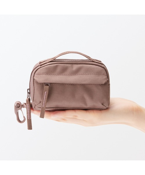 無印良品（ムジルシリョウヒン）の「ミニ　撥水ボストンバッグ（コインケース・メンズ・ブラウン系/ブラック/ダークベージュ・FREE）」の2枚目の写真