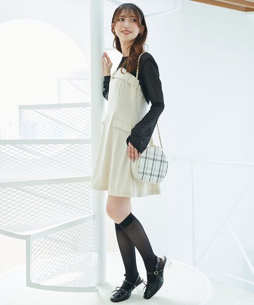 MAJESTIC LEGON（マジェスティックレゴン）の「デコルテオープンミニワンピセット（ワンピース・レディース・アイボリー/ブラック/ブラウン・MEDIUM）」の5枚目の写真