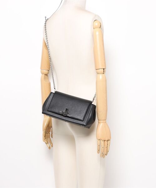HAZEL MEDIUM HANDBAG（ショルダーバッグ）｜Vivienne Westwood