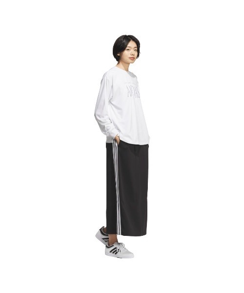 adidas（アディダス）の「アディダス adidas スリーストライプス DK アイライン スカート（スカート・レディース・ブラック・S/M/L）」の3枚目の写真