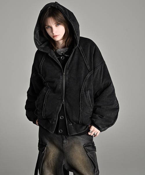 ADRER(アドラー)の「Padded Parker Short Blouson / パデッドパーカーショートブルゾン(パーカー・メンズ・ブラック/ライトグレー・XS/S/M/L)」の10枚目の写真