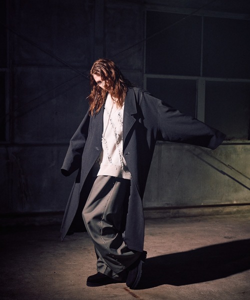 CASPER JOHN(キャスパージョン)の「Piping toggle coat / パイピングトグルコート(トレンチコート・メンズ・グレイッシュベージュ/ブラック・LARGE/MEDIUM/SMALL/X-SMALL)」の15枚目の写真