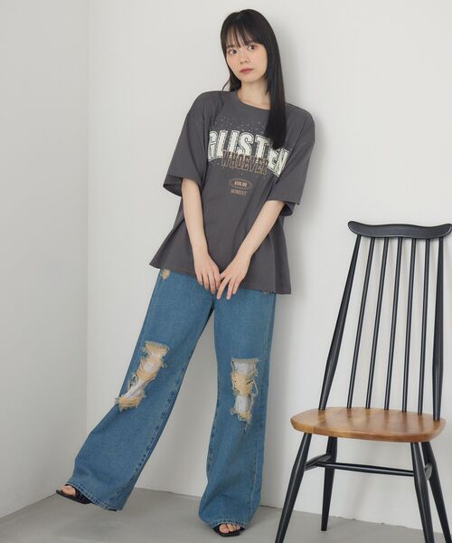 RETRO GIRL(レトロガール)の「ビジューロゴBIGTEE(Tシャツ/カットソー・レディース・オフホワイト/ブルー/チャコールグレー・FREE)」の4枚目の写真
