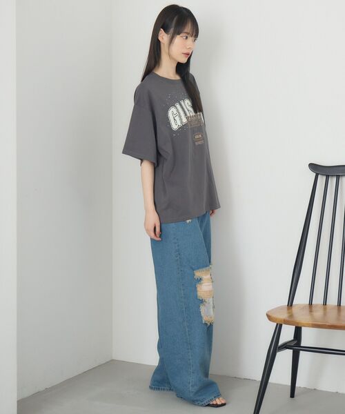 RETRO GIRL(レトロガール)の「ビジューロゴBIGTEE(Tシャツ/カットソー・レディース・オフホワイト/ブルー/チャコールグレー・FREE)」の5枚目の写真