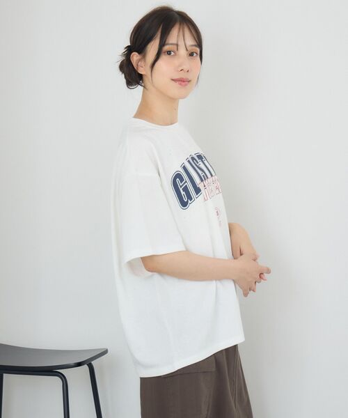 RETRO GIRL(レトロガール)の「ビジューロゴBIGTEE(Tシャツ/カットソー・レディース・オフホワイト/ブルー/チャコールグレー・FREE)」の17枚目の写真
