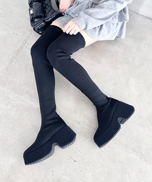 Loueme(ルエム)の「ボリュームソールニーハイソックスブーツ(ブーツ・レディース・ブラック・23.5cm/22.5cm/24.5cm)」の7枚目の写真