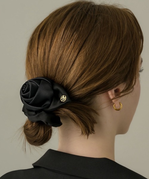 muku(ムク)の「CHOUCHOU / ROSE(シュシュ・レディース・ブラック・FREE)」の3枚目の写真