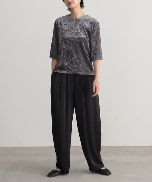 for/c（フォーシー）の「サマ見えチュールベロアハーフスリーブトップス【サスティナブル】（Tシャツ/カットソー・レディース・ベージュ/グレー/ブラウン/チャコールグレー・M/L）」の20枚目の写真