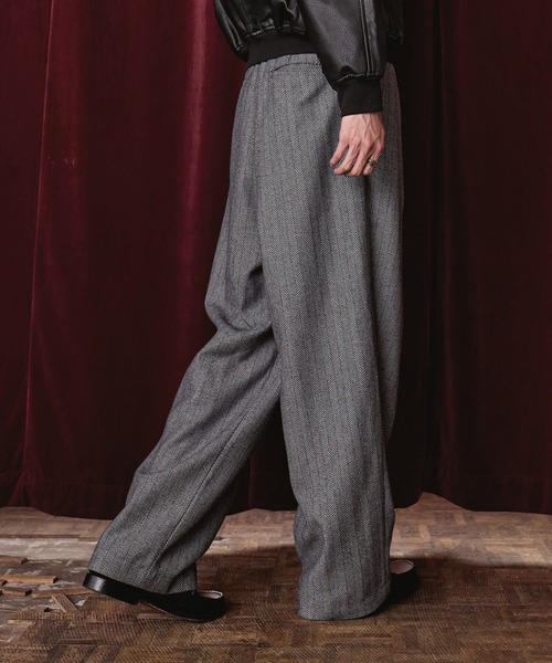 2タック ヘリンボーン グランパ スラックス（スラックス）｜Bleme