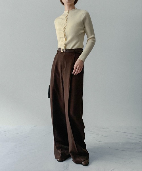 on:nue（オンニュ）の「【on:nue】[着用動画あり！/選べる4色展開] モックネックフロントフリルカーディガン（ニット/セーター・レディース・ブラウン/アイボリー/ブラック/グレー・FREE）」の9枚目の写真