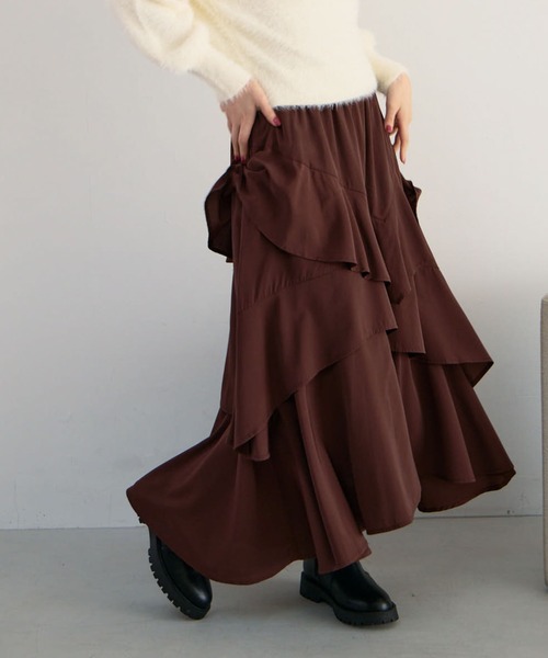 archives（アルシーヴ）の「マットフリルティアードスカート（スカート・レディース・ブラウン/アイボリー/ブラック・MEDIUM）」の6枚目の写真