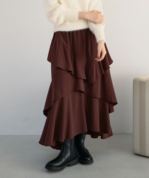 archives（アルシーヴ）の「マットフリルティアードスカート（スカート・レディース・ブラウン/アイボリー/ブラック・MEDIUM）」の4枚目の写真