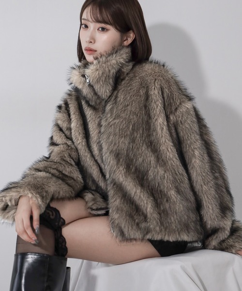 me+em select(ミームセレクト)の「【 3color 】ダブルジップスタンドカラーミックスファージャケット / double zip stand collar mix fur jacket(その他アウター・レディース・グレー/ブラウン/ベージュ・FREE)」の6枚目の写真