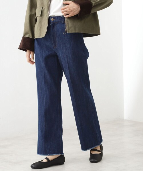 THE SHOP TK （ザ ショップ ティーケー ）の「デニムフレアパンツ【洗濯機可】（デニムパンツ・レディース・ブルー/ネイビー・13/12）」の13枚目の写真