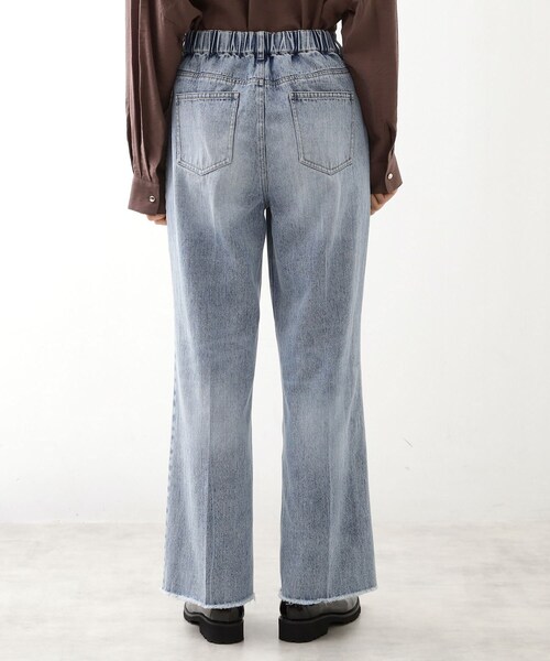 THE SHOP TK （ザ ショップ ティーケー ）の「デニムフレアパンツ【洗濯機可】（デニムパンツ・レディース・ブルー/ネイビー・13/12）」の7枚目の写真