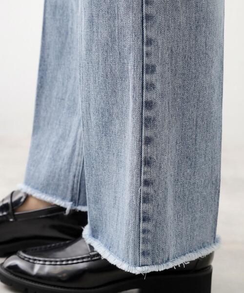 THE SHOP TK （ザ ショップ ティーケー ）の「デニムフレアパンツ【洗濯機可】（デニムパンツ・レディース・ブルー/ネイビー・13/12）」の3枚目の写真