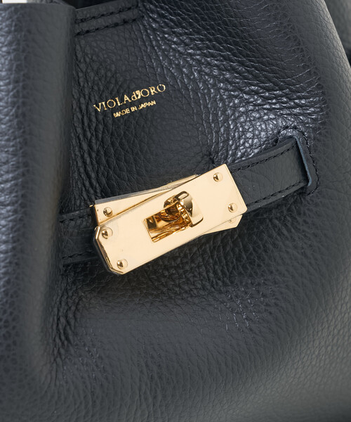 FREAK'S STORE（フリークスストア）の「VIOLAd’ORO/ヴィオラドーロ TRERO/シュリンク クロア トートバッグ M/ レザーショルダーバッグ/カウレザー バッグ（ショルダーバッグ・レディース・ブラック/ベージュ/キャメル・ONE SIZE）」の13枚目の写真