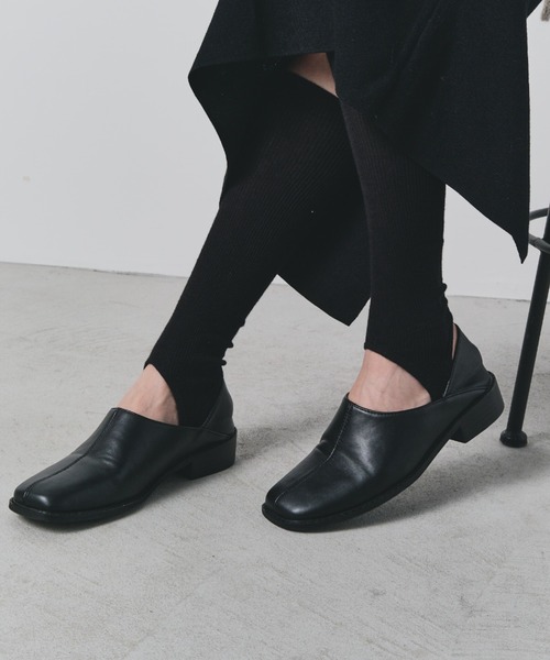 bita.(ビタ)の「センターシーム2wayフラットシューズ(ローファー・レディース・ブラウン/ベージュ/ブラック・MEDIUM/LARGE)」の13枚目の写真