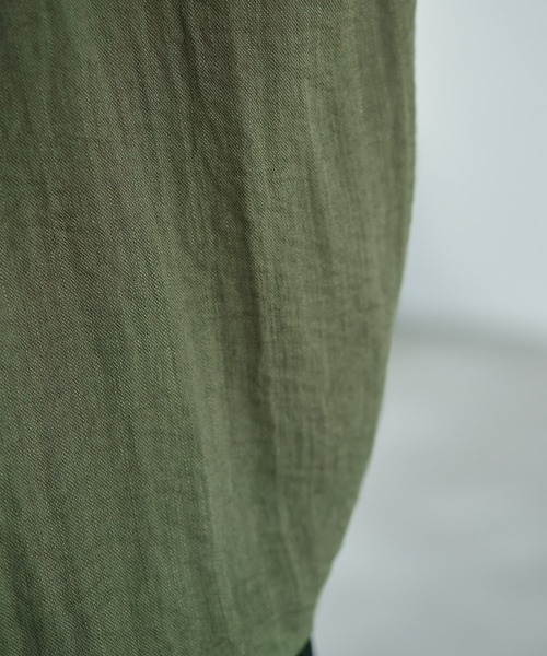 STYLE DELI(スタイルデリ)の「【LUXE】前裾イン風ワザあり2WAYシャツ(シャツ/ブラウス・レディース・グレイッシュベージュ/グリーン/スミクロ・FREE)」の8枚目の写真