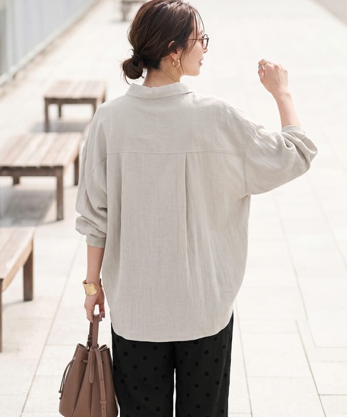 STYLE DELI(スタイルデリ)の「【LUXE】前裾イン風ワザあり2WAYシャツ(シャツ/ブラウス・レディース・グレイッシュベージュ/グリーン/スミクロ・FREE)」の14枚目の写真