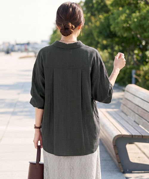 STYLE DELI(スタイルデリ)の「【LUXE】前裾イン風ワザあり2WAYシャツ(シャツ/ブラウス・レディース・グレイッシュベージュ/グリーン/スミクロ・FREE)」の17枚目の写真