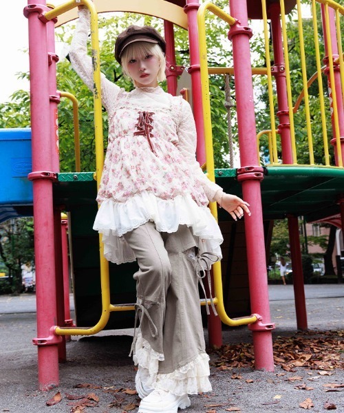 axes femme（アクシーズファム）の「花柄レースチュニック（チュニック