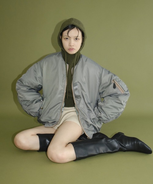 CLANE（クラネ）の「CLANE x FRGMT REVERSIBLE MA-1（MA-1・レディース・カーキ/ブラック・S/M）」の2枚目の写真