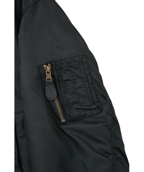 CLANE（クラネ）の「CLANE x FRGMT REVERSIBLE MA-1（MA-1・レディース・カーキ/ブラック・S/M）」の9枚目の写真