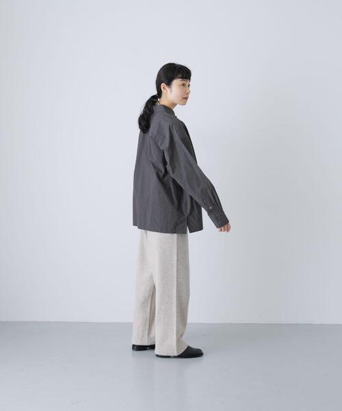 かぐれ(カグレ)の「『ユニセックス』コットンレギュラーカラーボックスシャツ(シャツ/ブラウス・レディース・ブラック/ライトグレー/チャコールグレー・1/2)」の11枚目の写真