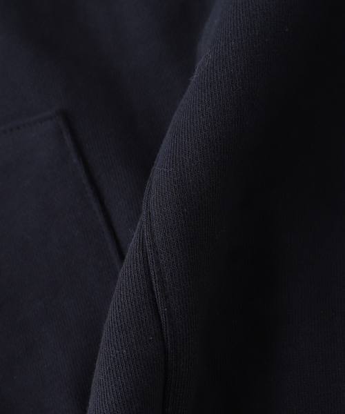 Champion(チャンピオン)の「CHAMPION / チャンピオン DBL THICKNESS P/O AFTER HOODED(パーカー・メンズ・ネイビー/グレー・MEDIUM/LARGE)」の8枚目の写真