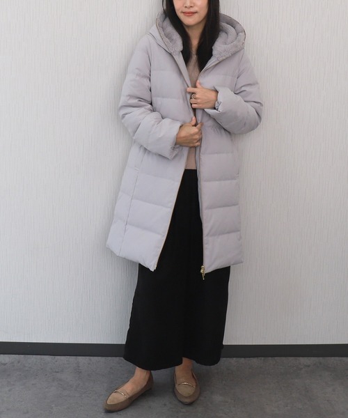 libelle more(リベル モア)の「エコファーフードロングダウンコート(ダウンジャケット/コート・レディース・ネイビー/モカ/アイボリー/ブラック/グレー・L/M)」の22枚目の写真