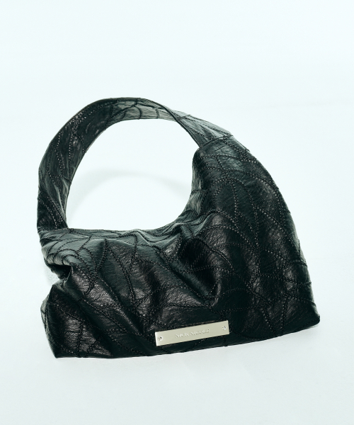 NICK&NICOLE(ニックアンドニコール)の「LEATHER WRINKLE TOTE BAG_BLACK(ショルダーバッグ・レディース・その他・FREE)」の5枚目の写真