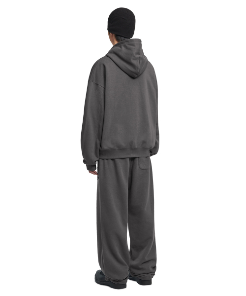 NOMANUAL（NOMANUAL）の「OVERLAY LOGO SWEATPANTS - CHARCOAL（スウェットパンツ・レディース・その他・X-LARGE/SMALL/MEDIUM/LARGE）」の4枚目の写真