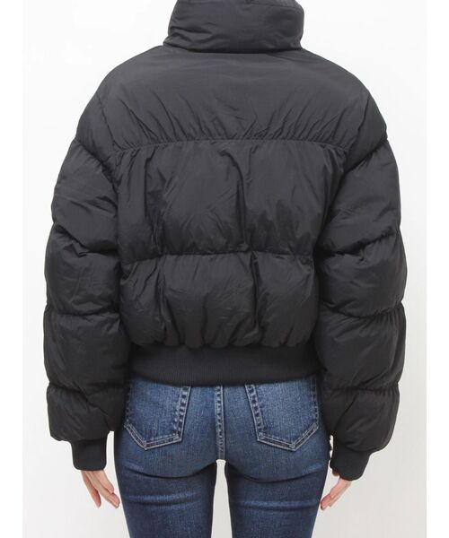 adidas Originals(アディダスオリジナルス)の「adidas CROPPED PUFF(ダウンジャケット/コート・レディース・ブラック/レッド・FREE)」の18枚目の写真