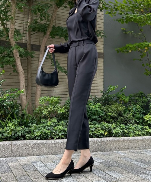 etre pret（エトレプレ）の「テーパードパンツ ※セットアップ可（スーツパンツ・レディース・ネイビー/ブラック・11号/13号/7号/9号）」の13枚目の写真