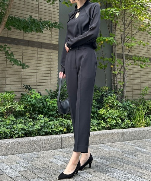 etre pret（エトレプレ）の「テーパードパンツ ※セットアップ可（スーツパンツ・レディース・ネイビー/ブラック・11号/13号/7号/9号）」の15枚目の写真
