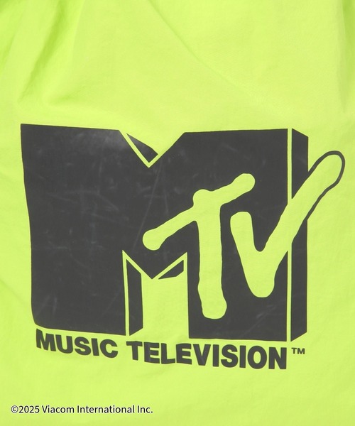 GLOBAL WORK(グローバルワーク)の「MTVコラボ/ナップサック/一部店舗限定/612529(バックパック/リュック・メンズ・ブラック/オレンジ系その他4/ミント・FREE)」の12枚目の写真