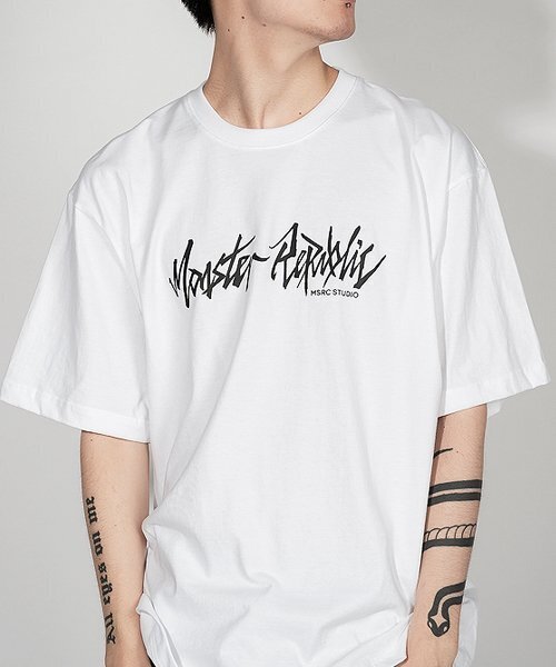 MONSTER REPUBLIC(モンスターリパブリック)の「ムーブメント ベーシックロゴ ブラックTシャツ ホワイト(Tシャツ/カットソー・レディース・その他・X-LARGE/LARGE/MEDIUM/SMALL)」の2枚目の写真