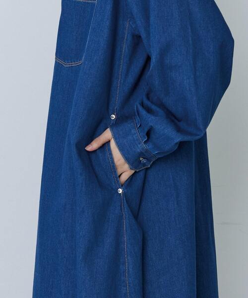 conges payes ADIEU TRISTESSE（コンジェ ペイエ アデュートリステス）の「【1月お気に入り登録ブランド内2位】フリルカラーデニムワンピース（ワンピース・レディース・インディゴブルー/ライトインディゴブルー・38）」の5枚目の写真