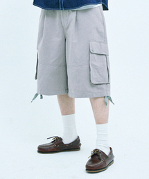 COMONINOZ（コモニノズ）の「バミューダカーゴパンツ [グレー]（その他パンツ）」