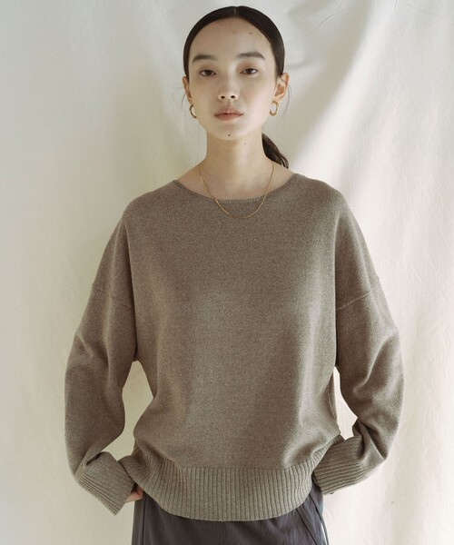 green label relaxing(グリーンレーベルリラクシング)の「<SEASONAL COLLECTION>ニット プルオーバー ウォッシャブル(ニット/セーター・レディース・ナチュラル/モカ・FREE)」の2枚目の写真