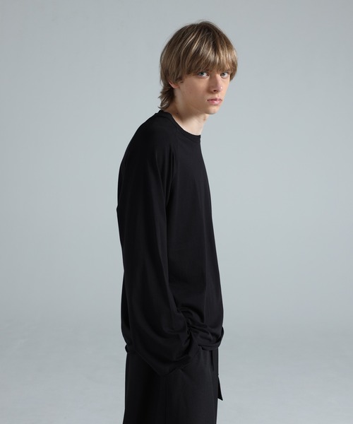 Y-3(ワイスリー)の「Y-3 RAW EDGE 3 STRIPES LONG SLEEVE TEE(Tシャツ/カットソー・メンズ・ブラック・XX-SMALL/X-SMALL/SMALL/MEDIUM/LARGE/X-LARGE/XX-LARGE)」の6枚目の写真
