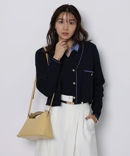 JUSGLITTY(ジャスグリッティー)の「シャツカラーVネックアンサンブル(ニット/セーター・レディース・ホワイト/ネイビー/グレー・2)」の15枚目の写真