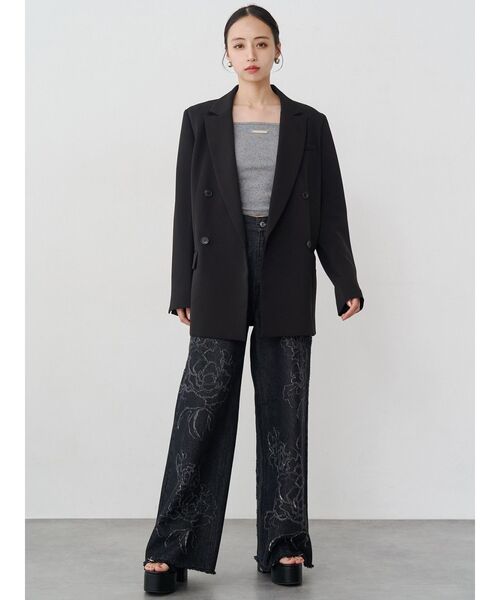 MURUA（ムルーア）の「ダメージフラワーワイドデニム（デニムパンツ・レディース・ブルー/オフホワイト/ブラック・2/1）」の14枚目の写真