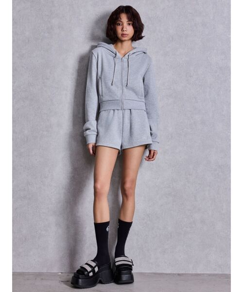 GYDA（ジェイダ）の「NEW ラインストーンGYDAラメショートパンツ（その他パンツ・レディース・その他1/ライトグレー/オフホワイト/ブラック・FREE）」の5枚目の写真