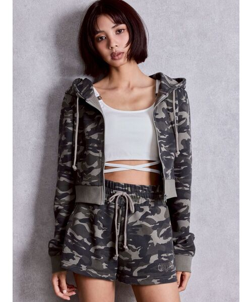 GYDA（ジェイダ）の「NEW ラインストーンGYDAラメショートパンツ（その他パンツ・レディース・その他1/ライトグレー/オフホワイト/ブラック・FREE）」の15枚目の写真