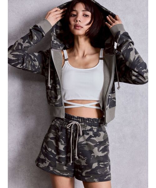 GYDA（ジェイダ）の「NEW ラインストーンGYDAラメショートパンツ（その他パンツ・レディース・その他1/ライトグレー/オフホワイト/ブラック・FREE）」の17枚目の写真